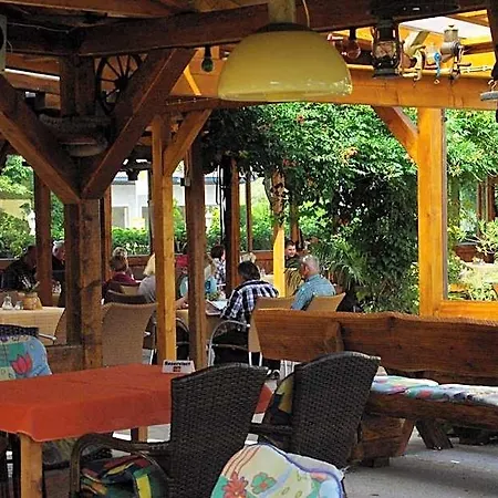 Hotel Heidekrug 2*