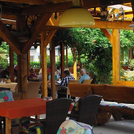 Heidekrug ホテル 2*